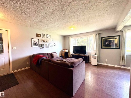 13316 106 Street, Edmonton, AB 