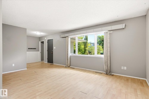 13104 132 Street, Edmonton, AB 