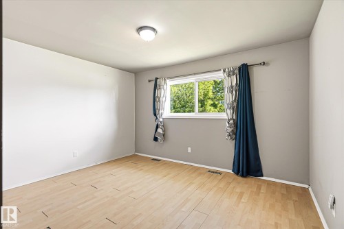 13104 132 Street, Edmonton, AB 