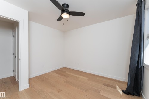9137 84 Avenue Nw, Edmonton, AB 