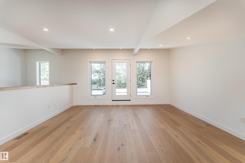 9137 84 Avenue Nw, Edmonton, AB 