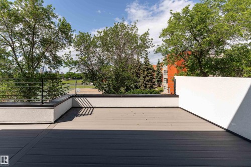 9137 84 Avenue Nw, Edmonton, AB 