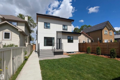 9137 84 Avenue Nw, Edmonton, AB 