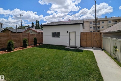 9137 84 Avenue Nw, Edmonton, AB 