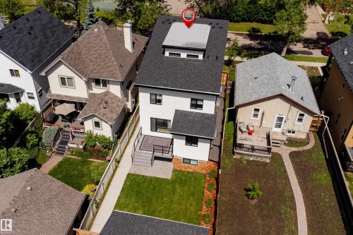 9137 84 Avenue Nw, Edmonton, AB 