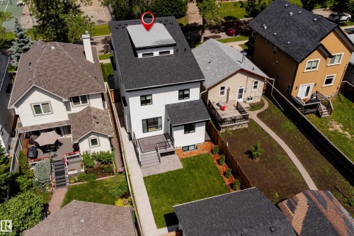 9137 84 Avenue Nw, Edmonton, AB 