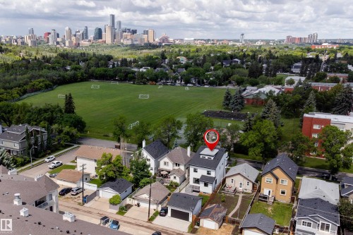 9137 84 Avenue Nw, Edmonton, AB 