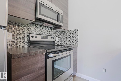 33 3710 Allan Drive, Edmonton, AB 