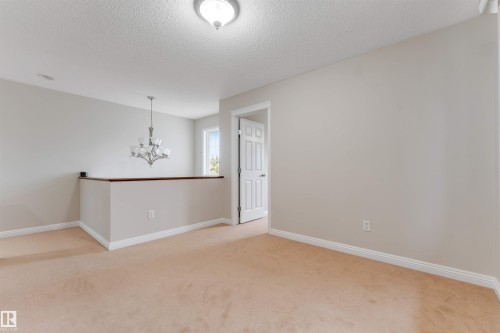 Empty room - 3012 25 Ave Avenue, Edmonton, AB 