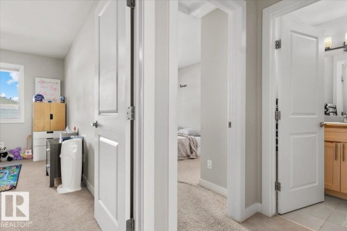 2847 Koshal Crescent, Edmonton, AB - Indoor Photo Showing Other Room