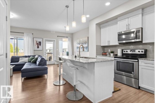 2847 Koshal Crescent, Edmonton, AB - Indoor Photo Showing Kitchen With Stainless Steel Kitchen With Upgraded Kitchen