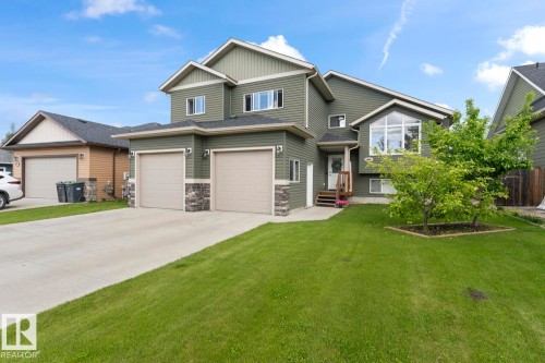 1208 18 Avenue, Cold Lake, AB 