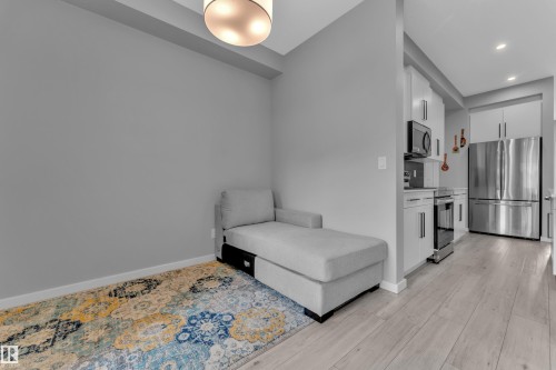 7043 182 Avenue, Edmonton, AB 