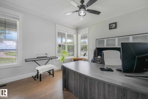 Office on main floor and can also be utilized as an additional bedroom - 553006 Range Road 153, Rural Two Hills County, AB - Indoor Photo Showing Office
