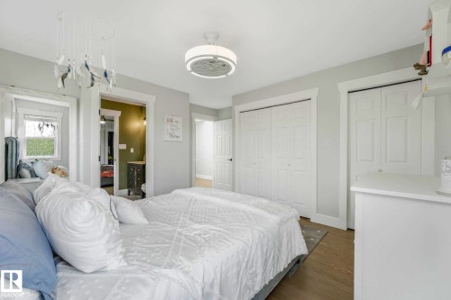 553006 Range Road 153, Rural Two Hills County, AB - Indoor Photo Showing Bedroom