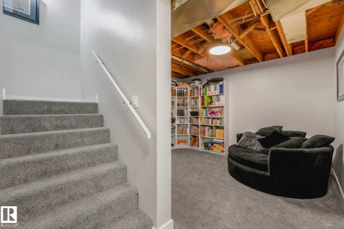 Plush gray carpeted staircase - 553006 Range Road 153, Rural Two Hills County, AB - Indoor