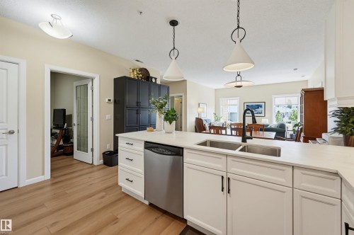 328 160 Magrath Road, Edmonton, AB 