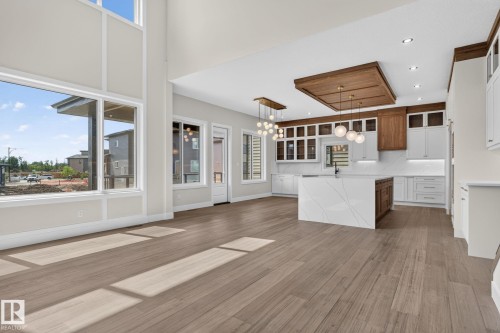 7664 Kimiwan Crescent, Edmonton, AB 