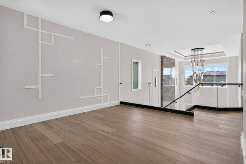 7664 Kimiwan Crescent, Edmonton, AB 