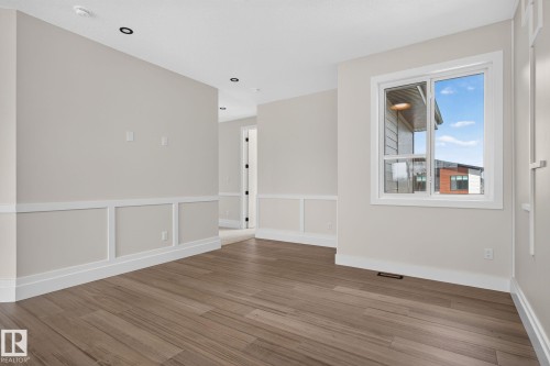 7664 Kimiwan Crescent, Edmonton, AB 
