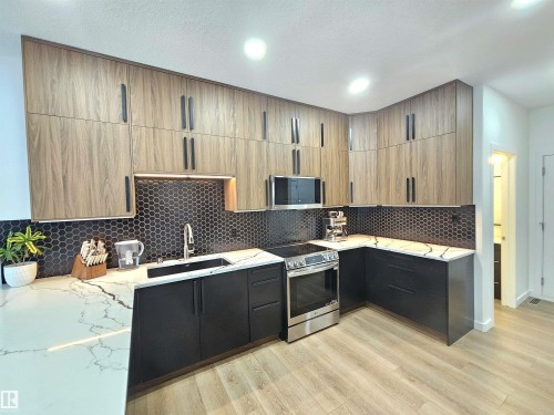 12936 161A Avenue, Edmonton, AB 