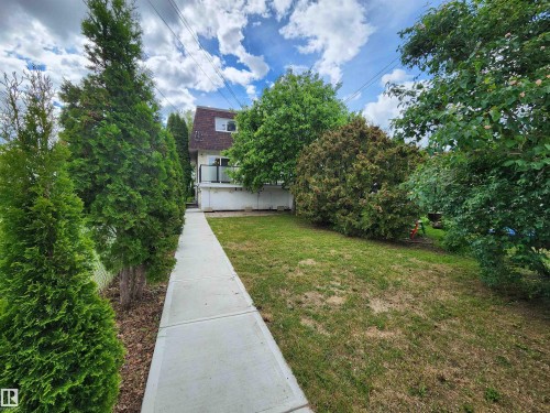 9023 95 Street, Edmonton, AB 