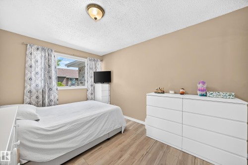 13317 47 Street, Edmonton, AB 