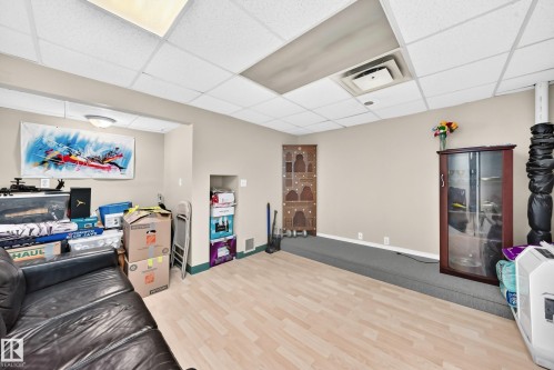 13317 47 Street, Edmonton, AB 