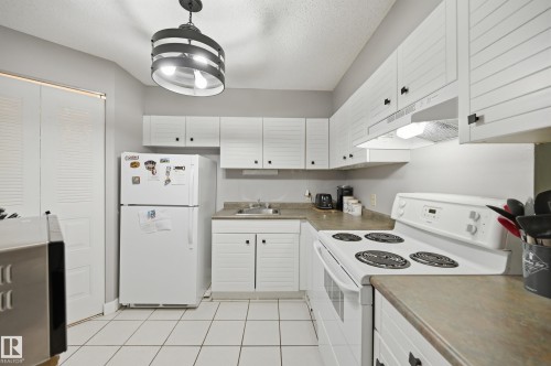 200 10149 Saskatchewan Drive, Edmonton, AB 