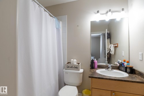 2620 Lake Avenue, Cold Lake, AB - Indoor Photo Showing Bathroom