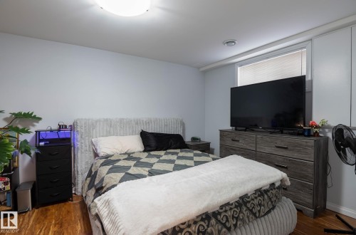 2620 Lake Avenue, Cold Lake, AB - Indoor Photo Showing Bedroom