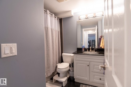 2620 Lake Avenue, Cold Lake, AB - Indoor Photo Showing Bathroom