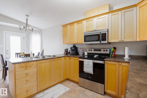 2620 Lake Avenue, Cold Lake, AB - Indoor Photo Showing Kitchen With Double Sink