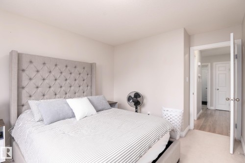 2620 Lake Avenue, Cold Lake, AB - Indoor Photo Showing Bedroom