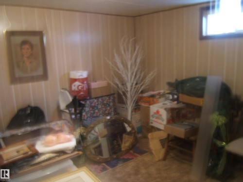 Image quality insufficient for description - 4606 51 Avenue, Two Hills, AB 