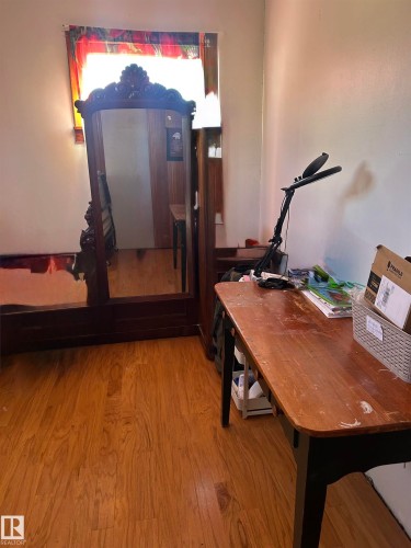 Hardwood-style flooring throughout - 5023 50 Street, Vilna, AB - Indoor