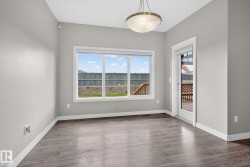 Dining area - 