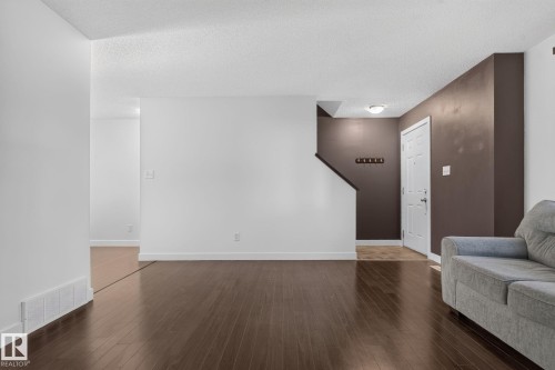 39 8716 179 Avenue, Edmonton, AB 