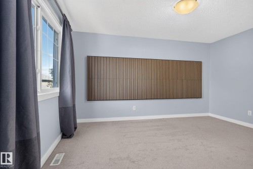 39 8716 179 Avenue, Edmonton, AB 