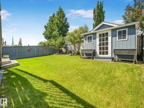 8616 176 Avenue, Edmonton, AB 