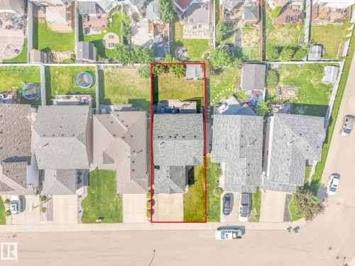8616 176 Avenue, Edmonton, AB 