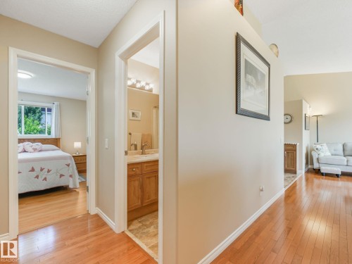 8616 176 Avenue, Edmonton, AB 