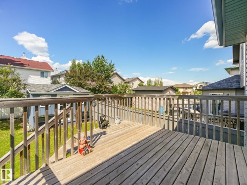 8616 176 Avenue, Edmonton, AB 