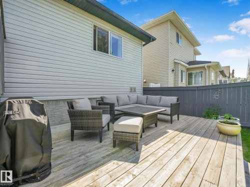 8616 176 Avenue, Edmonton, AB 