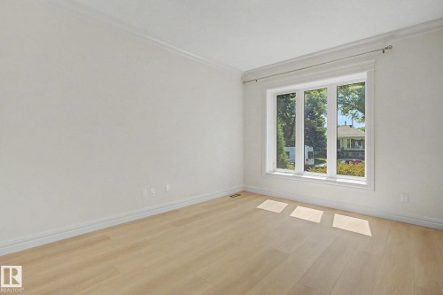 9654 83 Avenue, Edmonton, AB 