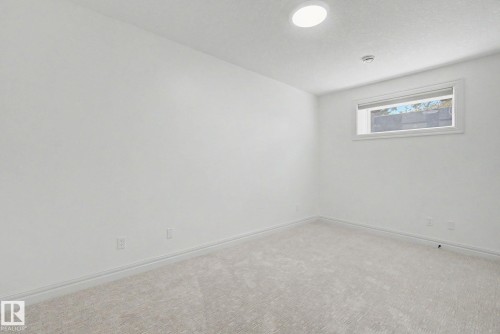 9654 83 Avenue, Edmonton, AB 