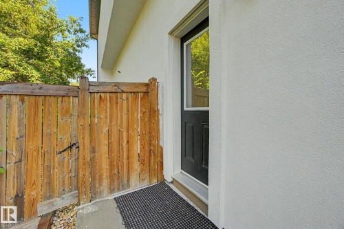 9654 83 Avenue, Edmonton, AB 
