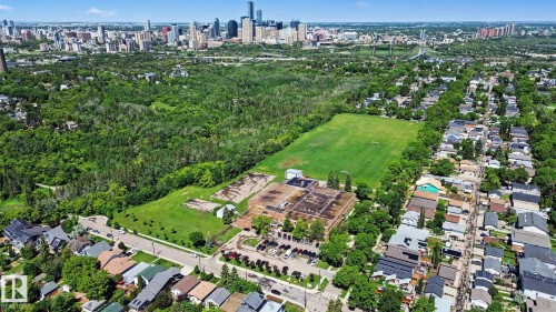 9654 83 Avenue, Edmonton, AB 