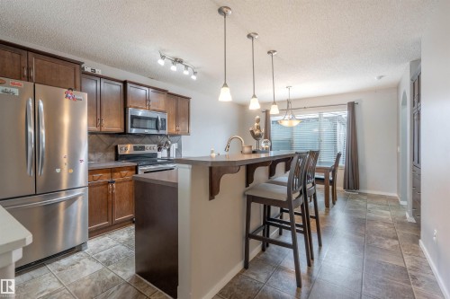 165 62 Street, Edmonton, AB 