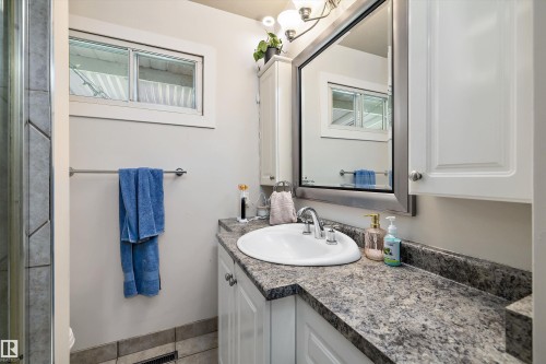 10735 50 Street, Edmonton, AB 